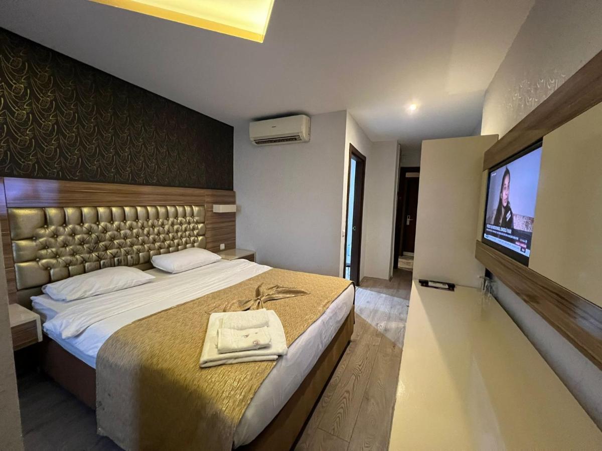 Grand Ezel Hotel Mersin  Exterior photo
