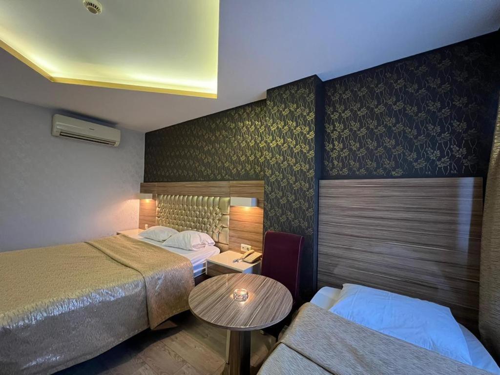 Grand Ezel Hotel Mersin  Exterior photo