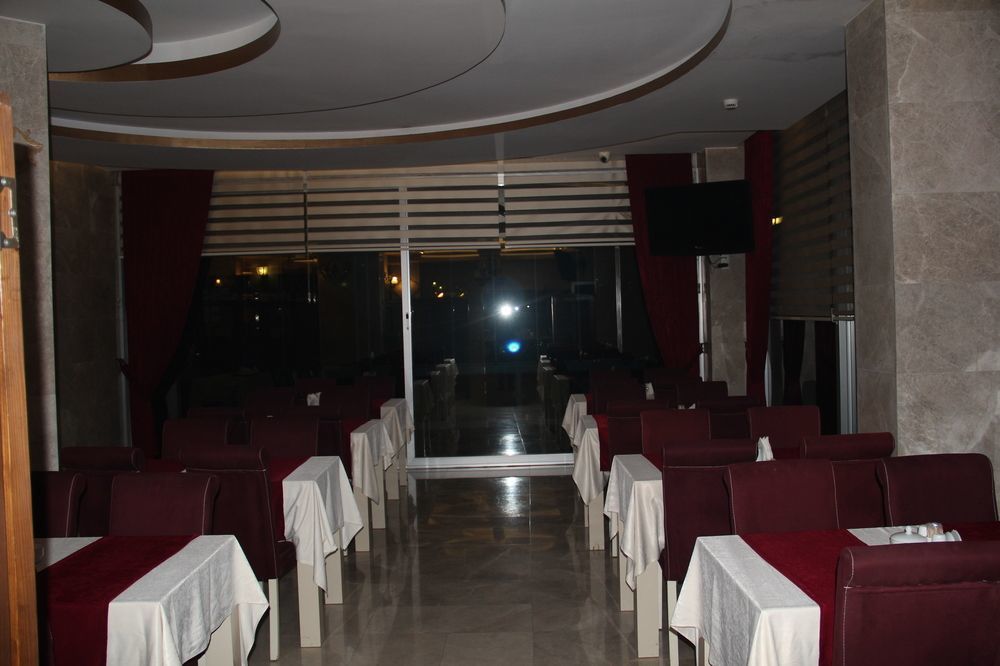 Grand Ezel Hotel Mersin  Exterior photo